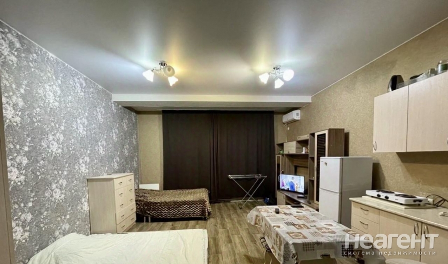 Продается 1-комнатная квартира, 39 м²