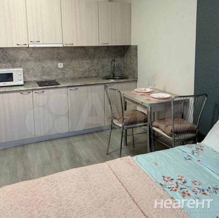 Сдается 1-комнатная квартира, 32 м²