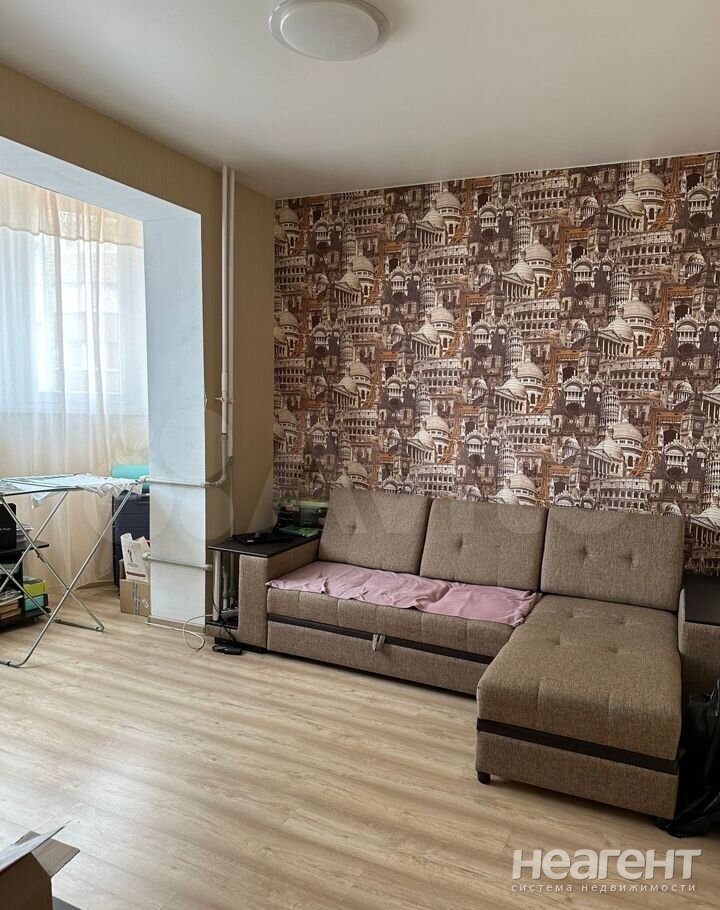 Продается 1-комнатная квартира, 40 м²