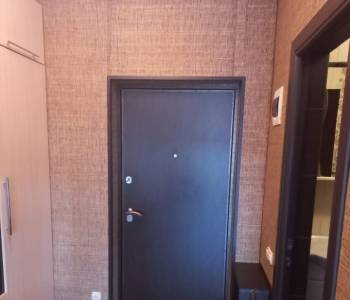 Продается 1-комнатная квартира, 35 м²