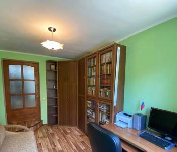 Продается Многокомнатная квартира, 99,1 м²