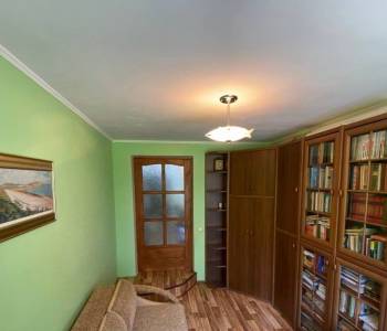 Продается Многокомнатная квартира, 99,1 м²