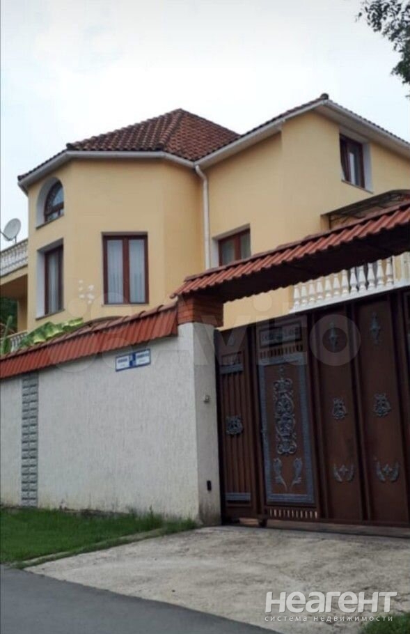 Продается Дом, 475 м²