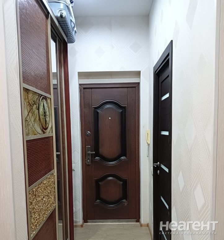 Продается 1-комнатная квартира, 27,1 м²