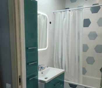 Продается 1-комнатная квартира, 52,4 м²