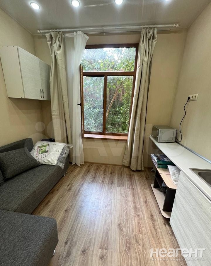 Продается 1-комнатная квартира, 15 м²