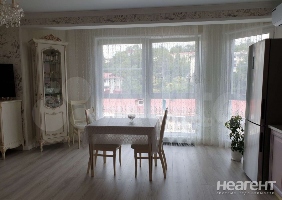 Продается 1-комнатная квартира, 34 м²