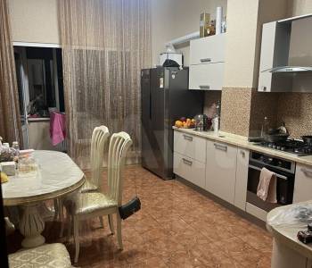 Продается 3-х комнатная квартира, 100 м²