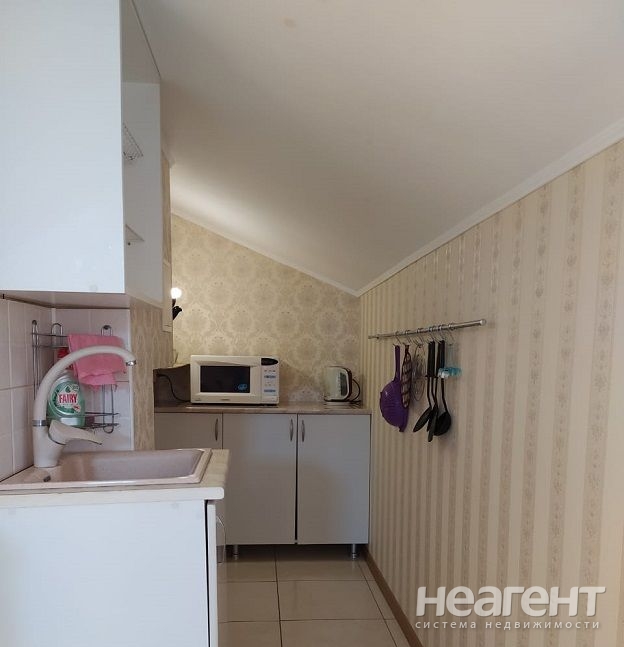 Продается 1-комнатная квартира, 36 м²