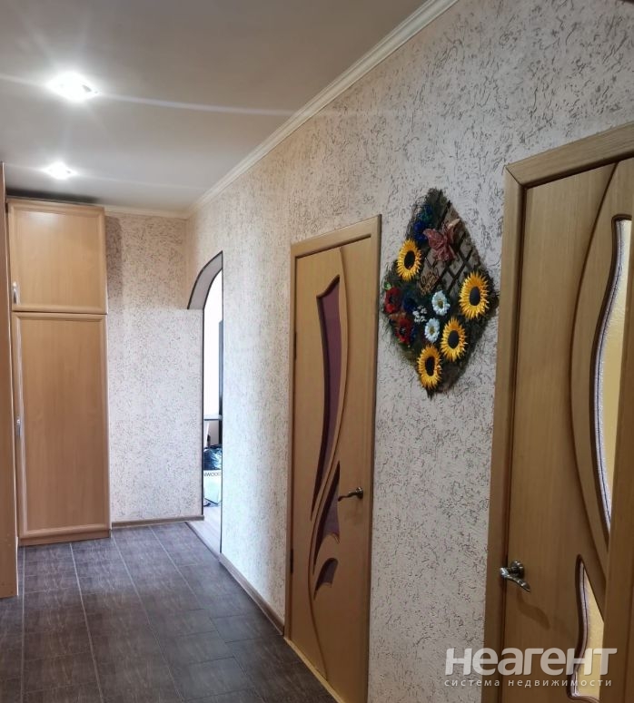 Продается 3-х комнатная квартира, 75,8 м²