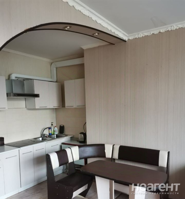 Продается 3-х комнатная квартира, 75,8 м²