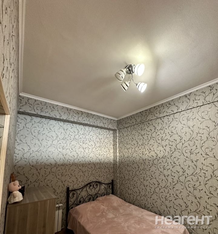 Продается Многокомнатная квартира, 98 м²