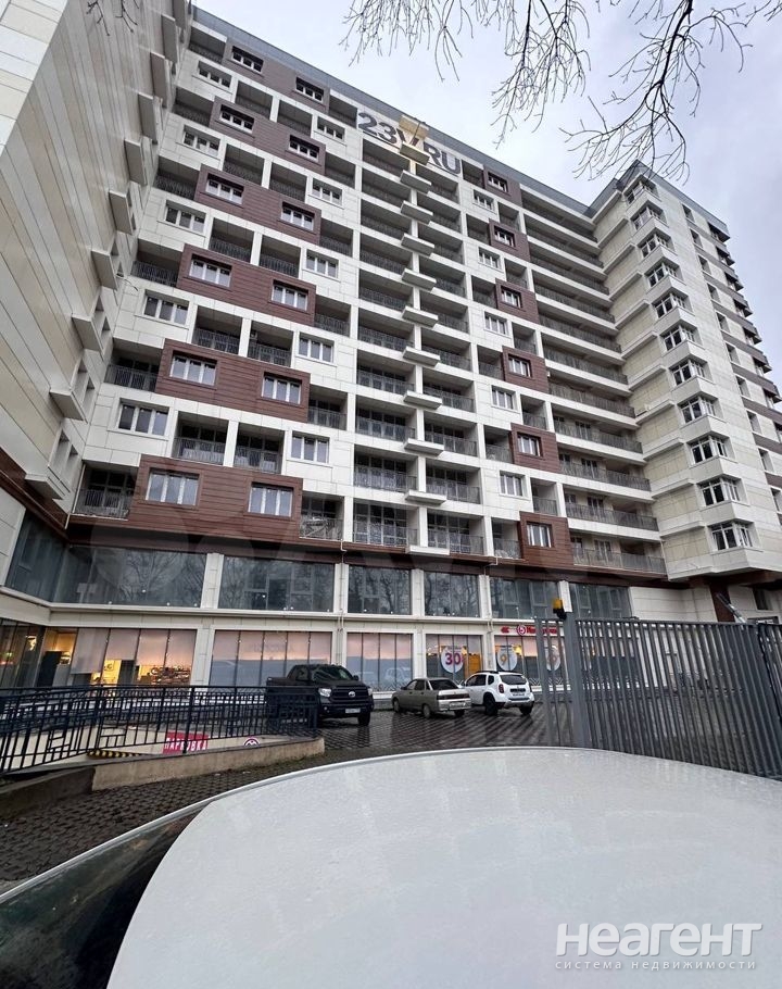 Продается 1-комнатная квартира, 43,5 м²