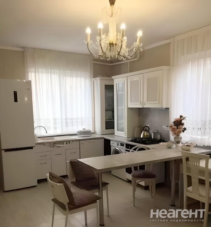 Продается 2-х комнатная квартира, 74 м²