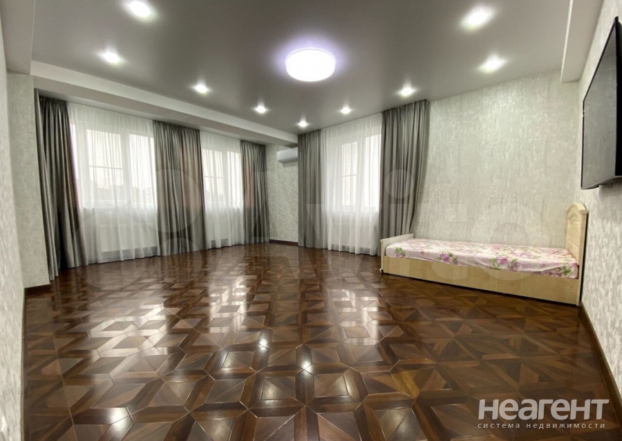 Продается 3-х комнатная квартира, 74 м²