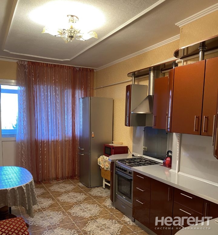 Продается Многокомнатная квартира, 81 м²