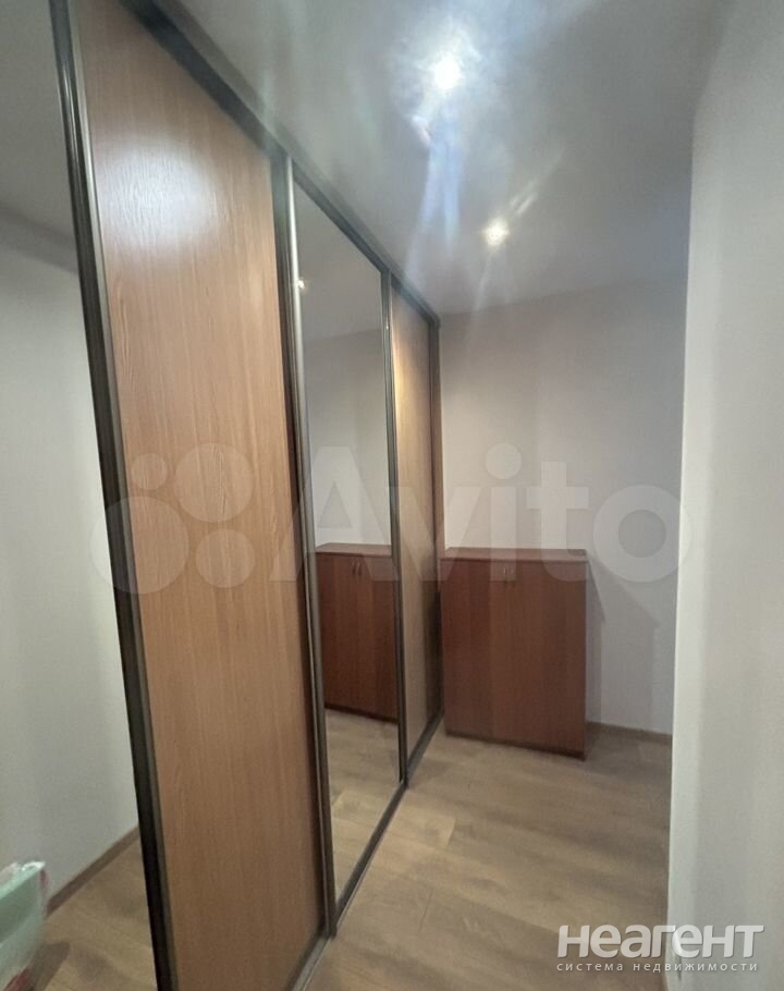 Продается 2-х комнатная квартира, 56,8 м²