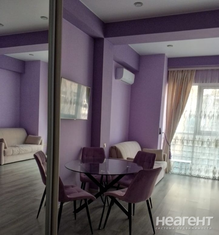 Продается 1-комнатная квартира, 32 м²