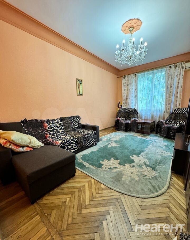 Продается 2-х комнатная квартира, 57,3 м²