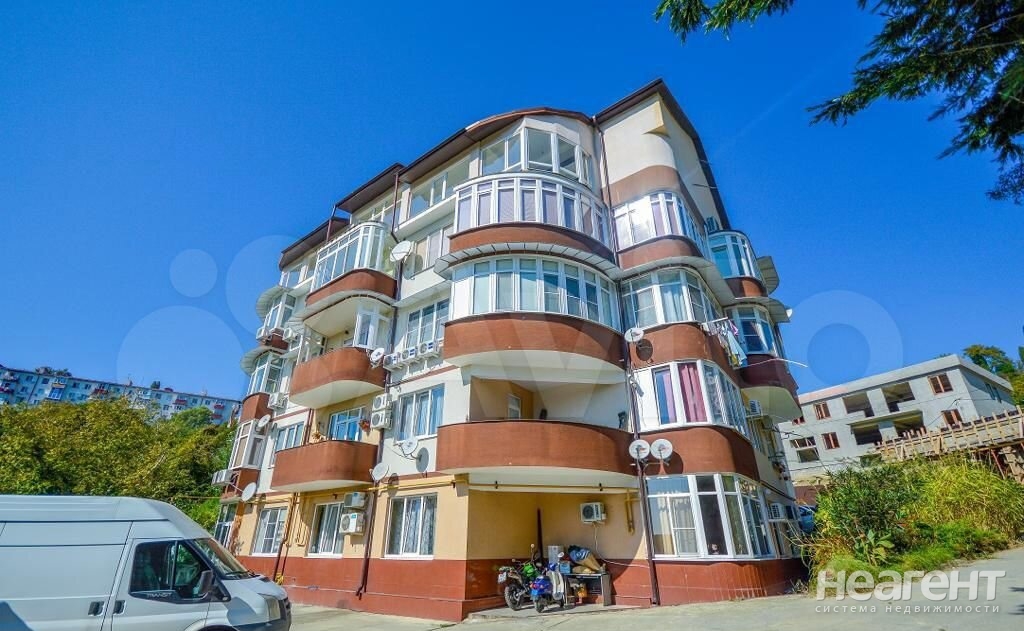 Продается Многокомнатная квартира, 192 м²