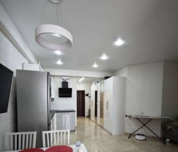 Продается 3-х комнатная квартира, 52 м²