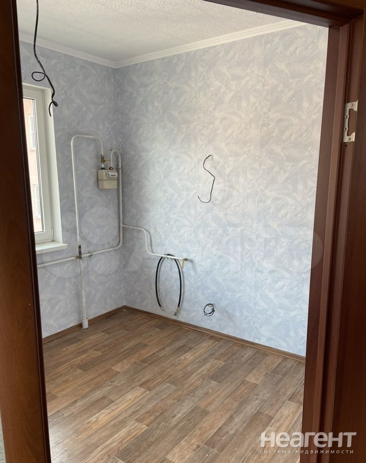 Продается 1-комнатная квартира, 43 м²