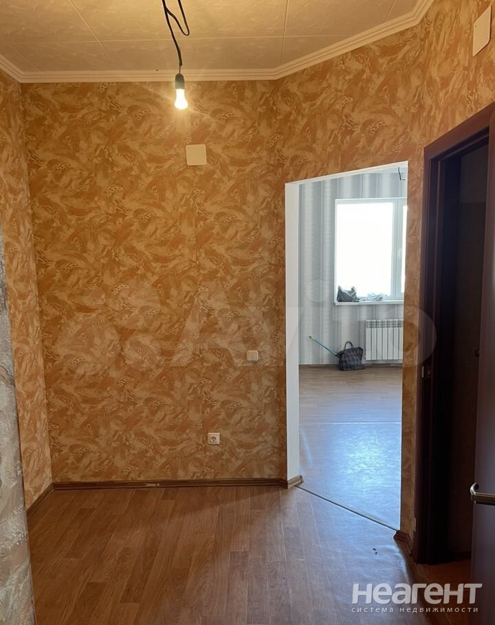 Продается 1-комнатная квартира, 43 м²