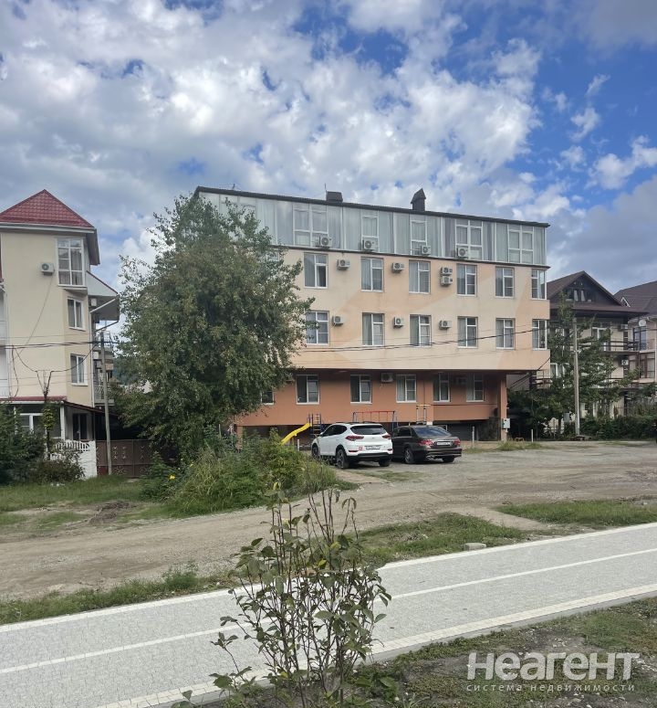 Продается 3-х комнатная квартира, 100 м²