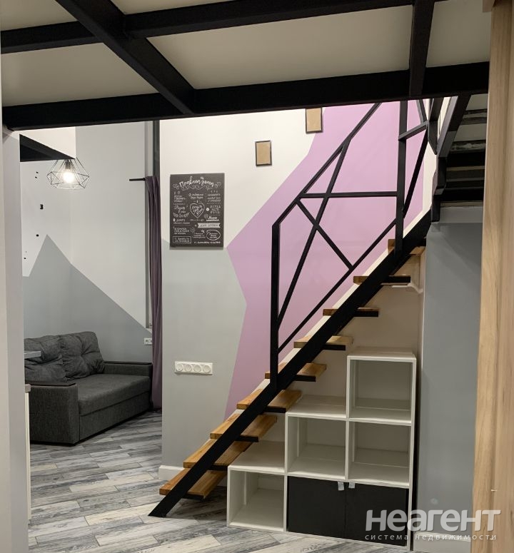 Продается 3-х комнатная квартира, 48 м²