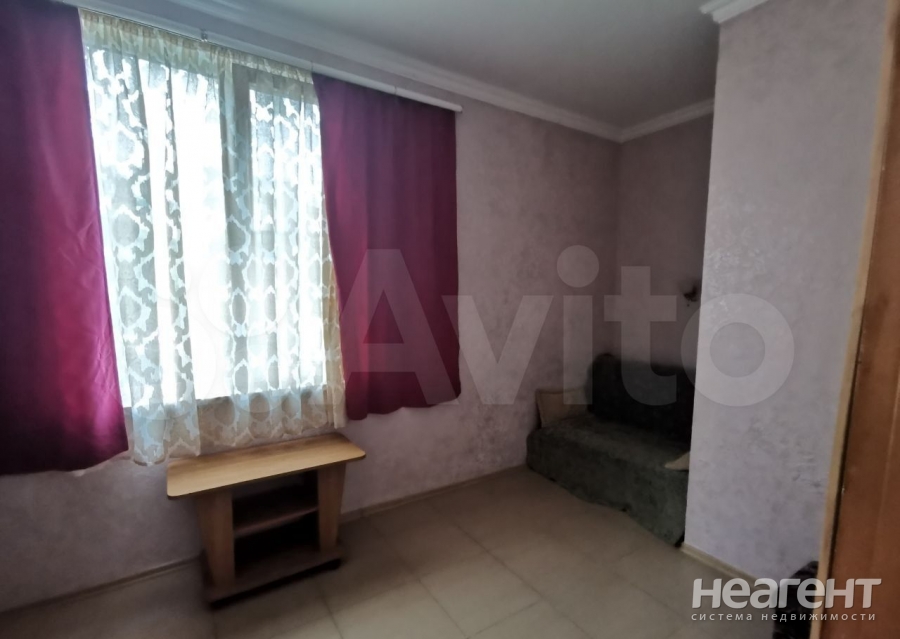 Продается 3-х комнатная квартира, 40 м²