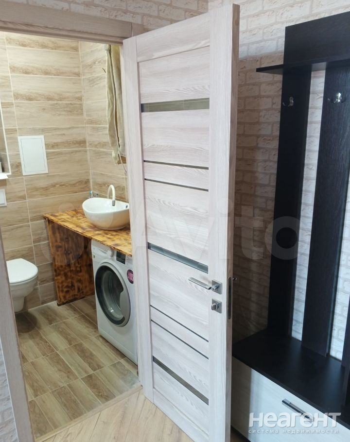 Продается 1-комнатная квартира, 25,3 м²