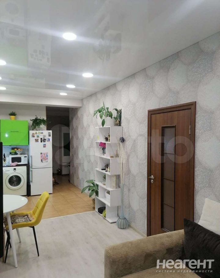 Продается 3-х комнатная квартира, 61 м²