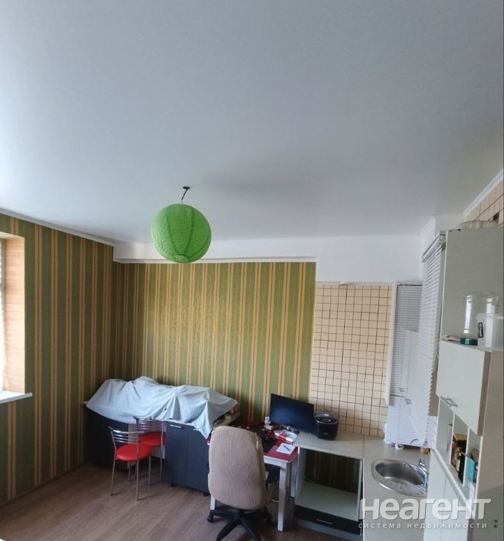 Продается 1-комнатная квартира, 33,9 м²