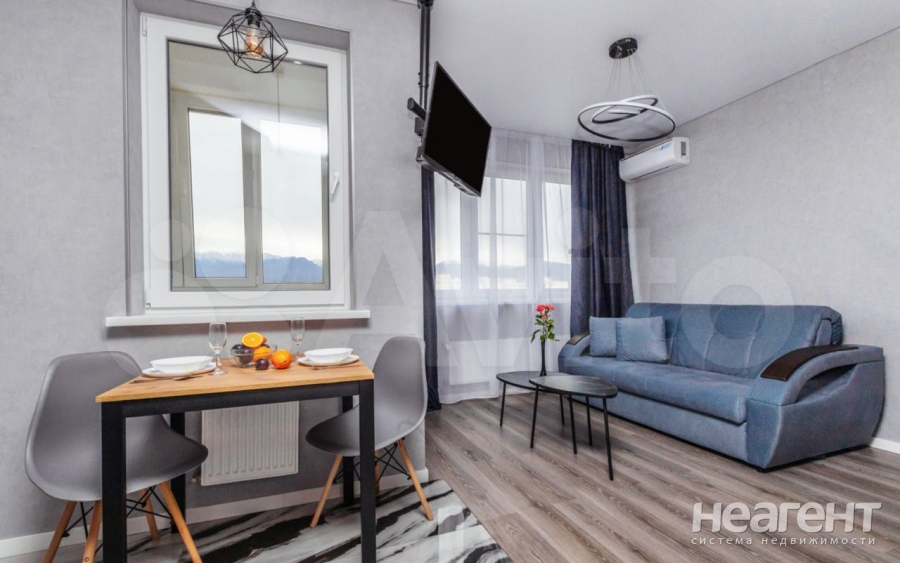 Продается 1-комнатная квартира, 36 м²