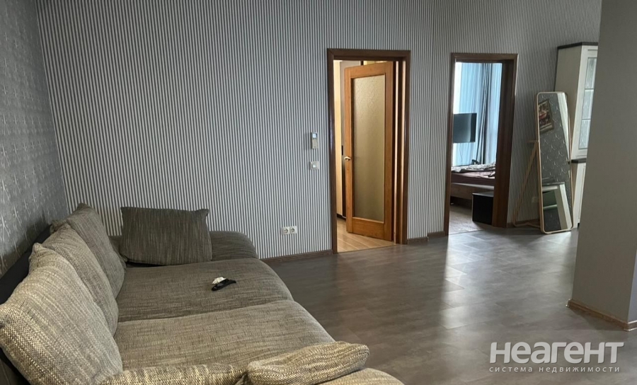 Сдается Многокомнатная квартира, 75 м²