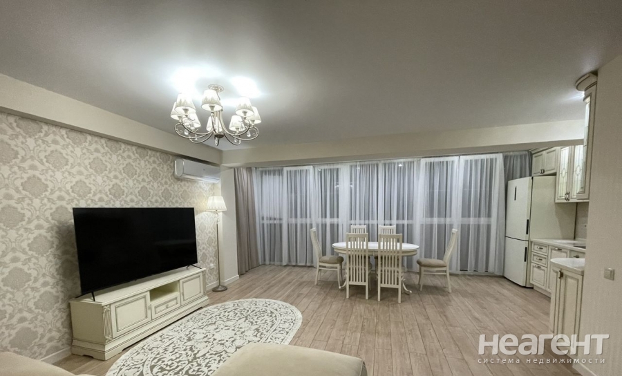 Продается Многокомнатная квартира, 98 м²