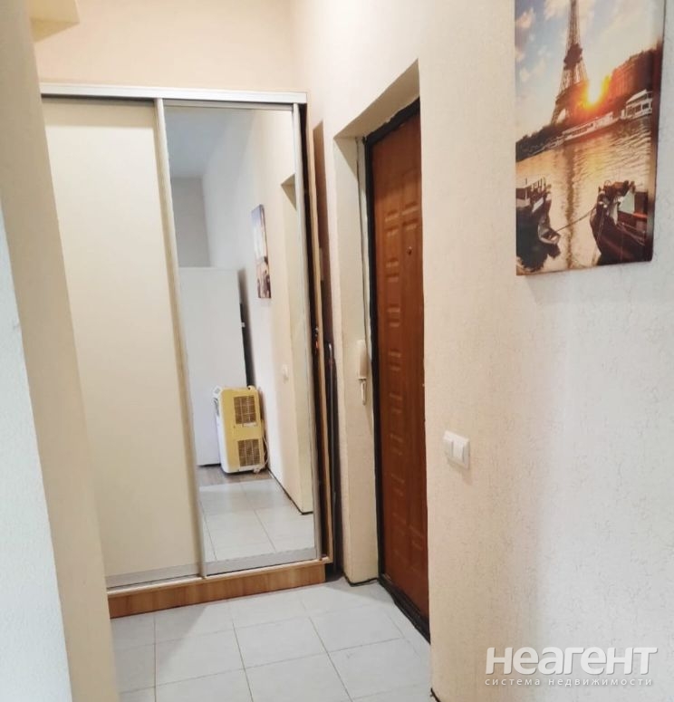 Продается 1-комнатная квартира, 27,1 м²