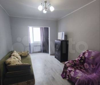 Продается 1-комнатная квартира, 35,9 м²