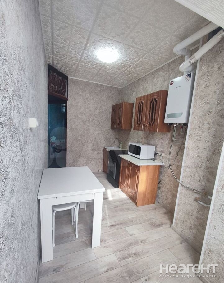 Продается 1-комнатная квартира, 35,9 м²