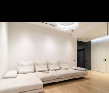 Продается 3-х комнатная квартира, 83 м²