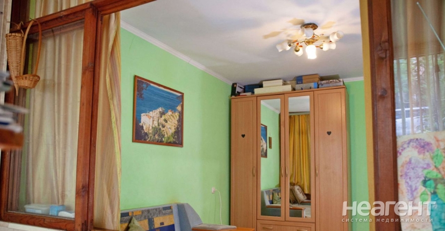 Продается 1-комнатная квартира, 44,2 м²