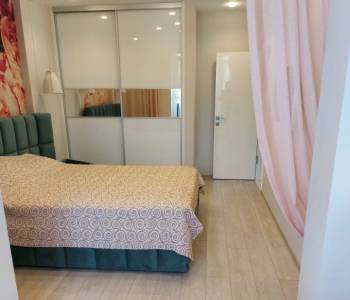 Продается 3-х комнатная квартира, 108 м²