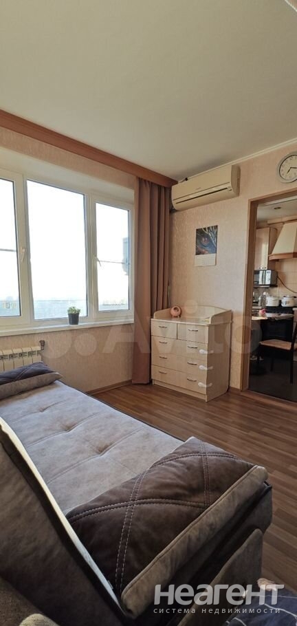 Продается 1-комнатная квартира, 30 м²