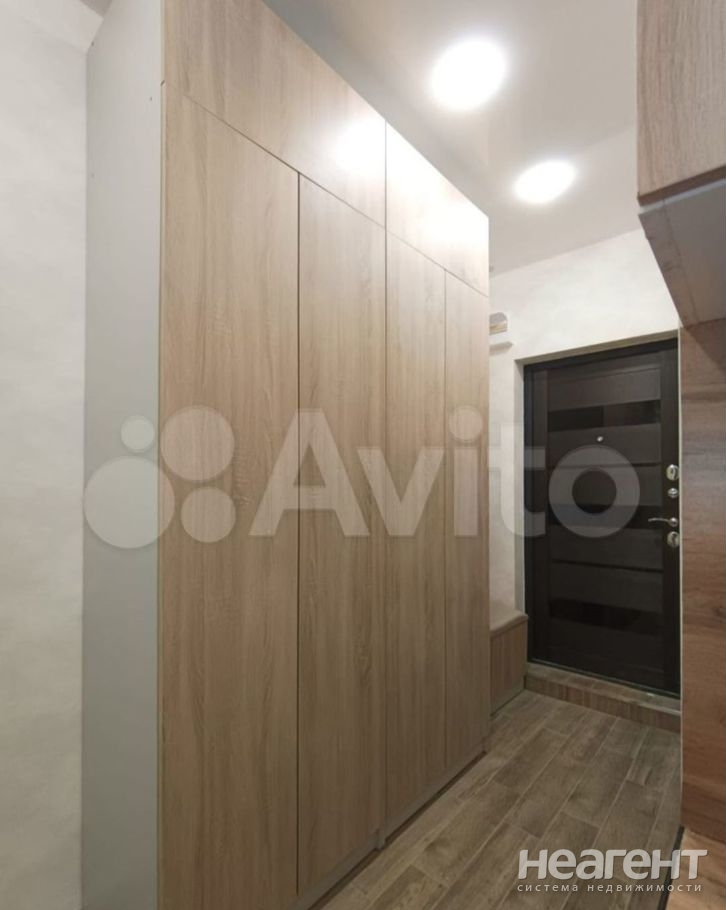 Продается 1-комнатная квартира, 18 м²