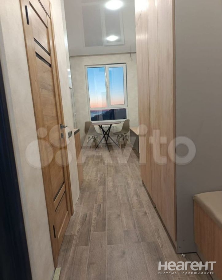 Продается 1-комнатная квартира, 18 м²