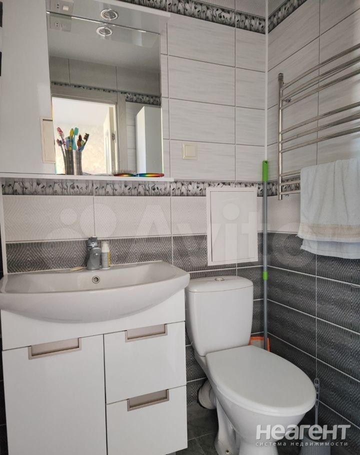 Продается 1-комнатная квартира, 41,2 м²