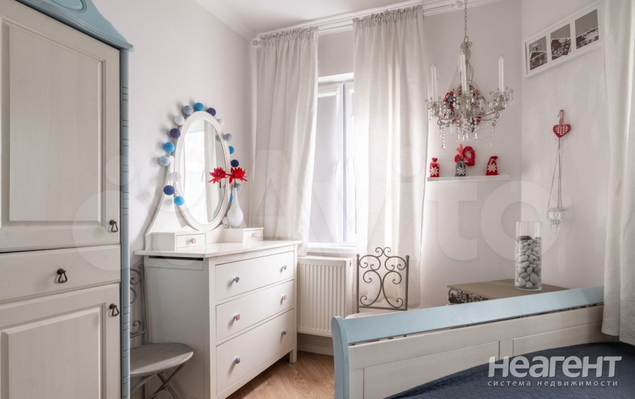 Продается 2-х комнатная квартира, 56 м²