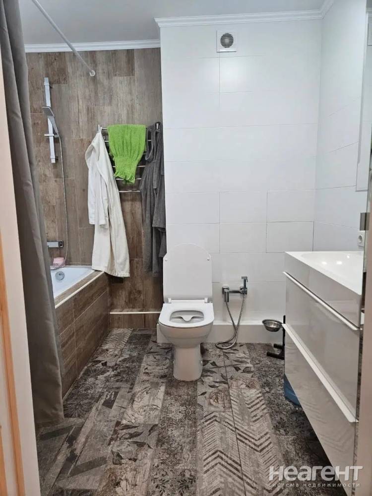 Продается 3-х комнатная квартира, 70 м²