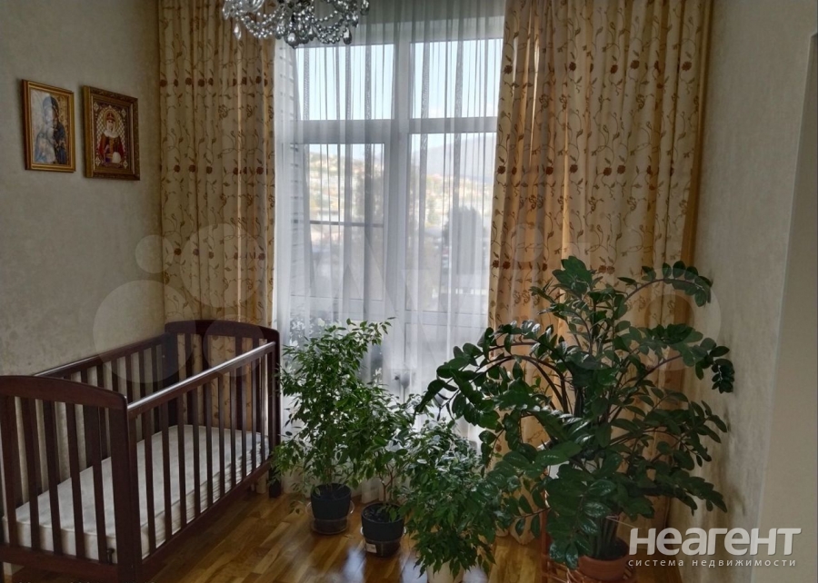 Продается 2-х комнатная квартира, 60 м²