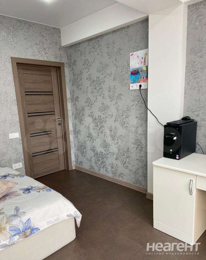 Продается 3-х комнатная квартира, 74 м²